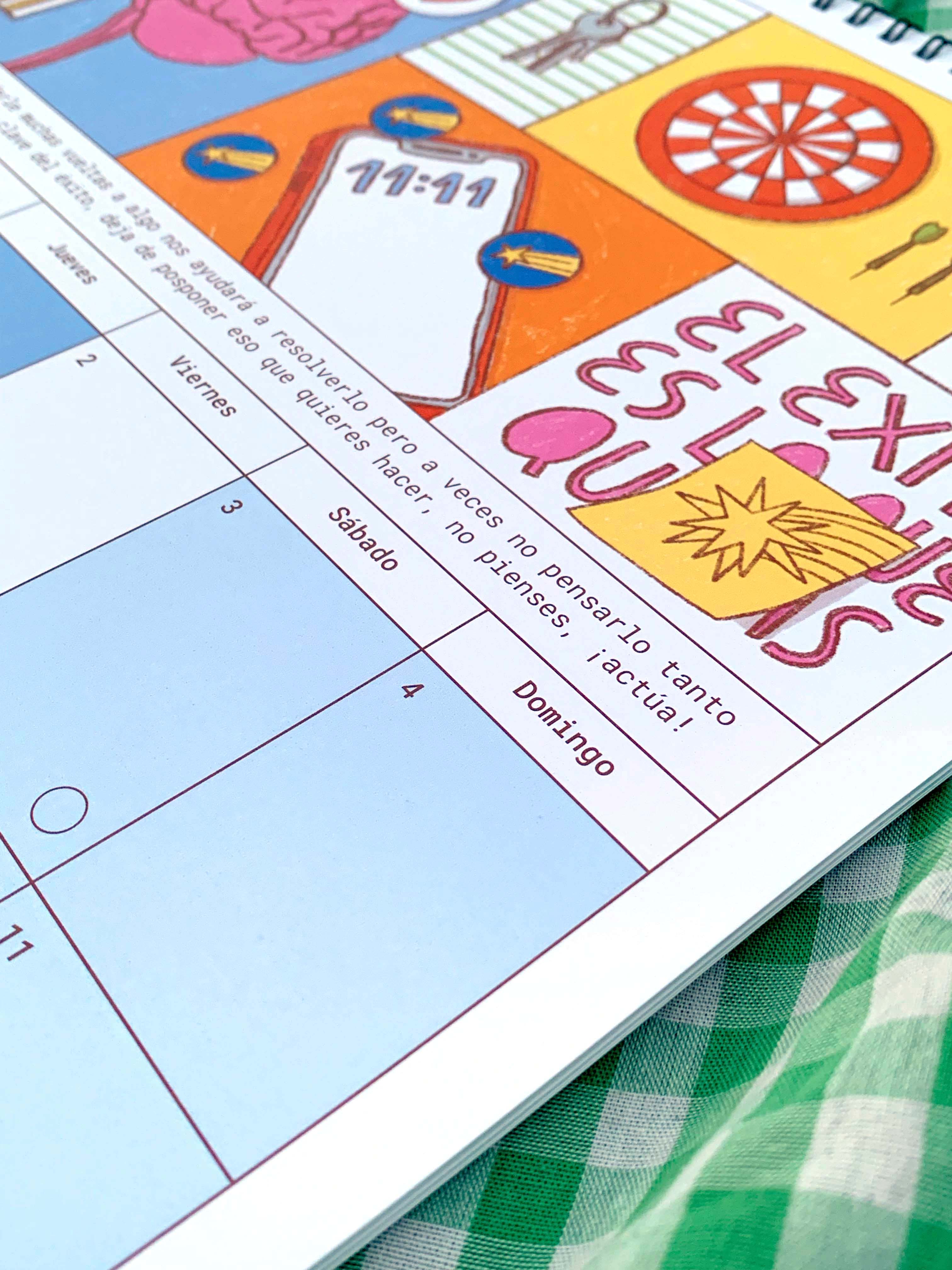 Detalle de ilustración y numeración del calendario